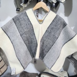 RUANA NIÑO CLASICA TIPO 5