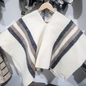 RUANA NIÑO CLASICA TIPO 6